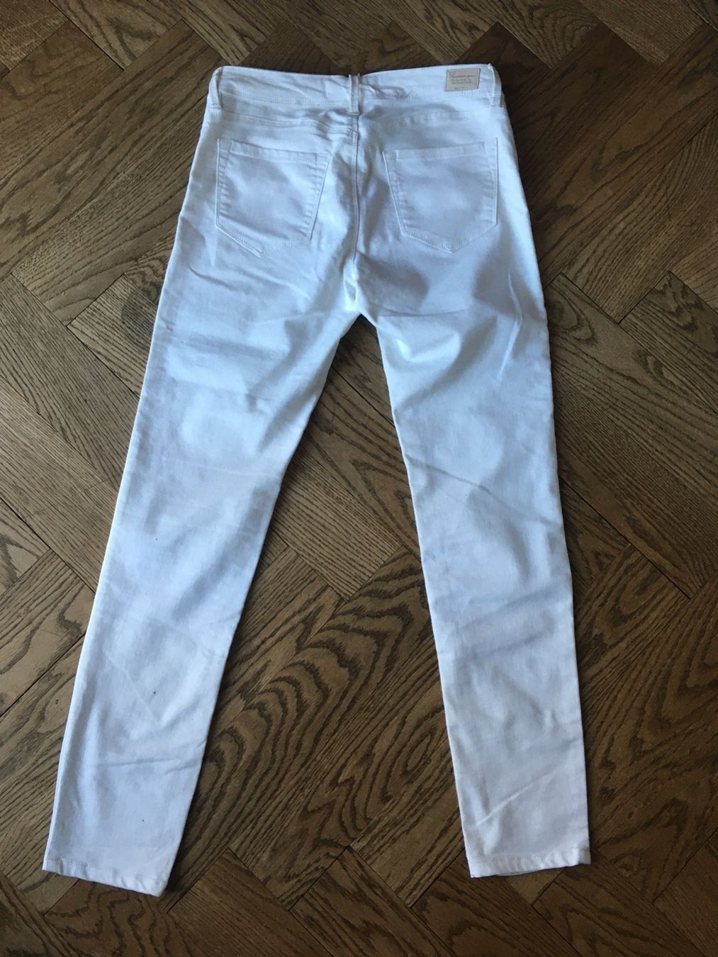 Tally Weijl Jeans: Pantalon slim taille basse blanc Tally Weijl – Gebraucht aus Sion von edelweissse 1