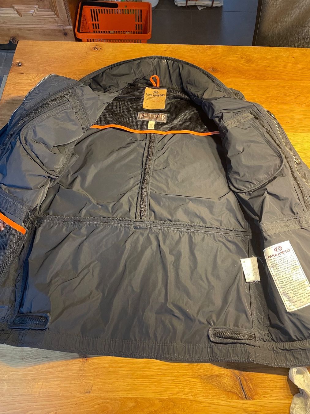 Parajumpers Jacken: PARAJUMPERS Windbreaker Grösse M – Gebraucht aus Schübelbach von markusae 3