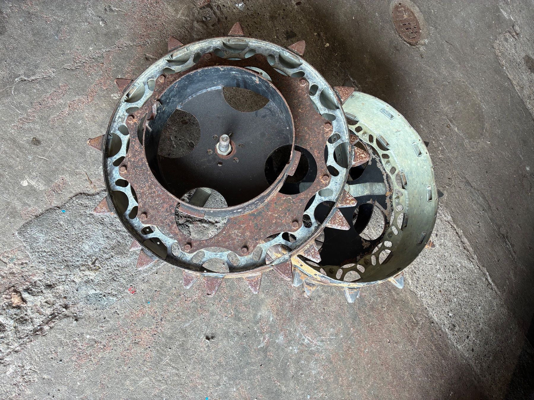 Aebi Metall- & Schlosserei Sonstiges: Stachelwalzen2 Reihig zu Aebi CC56 – Gebraucht aus Schwarzenberg LU von Mountain73 2