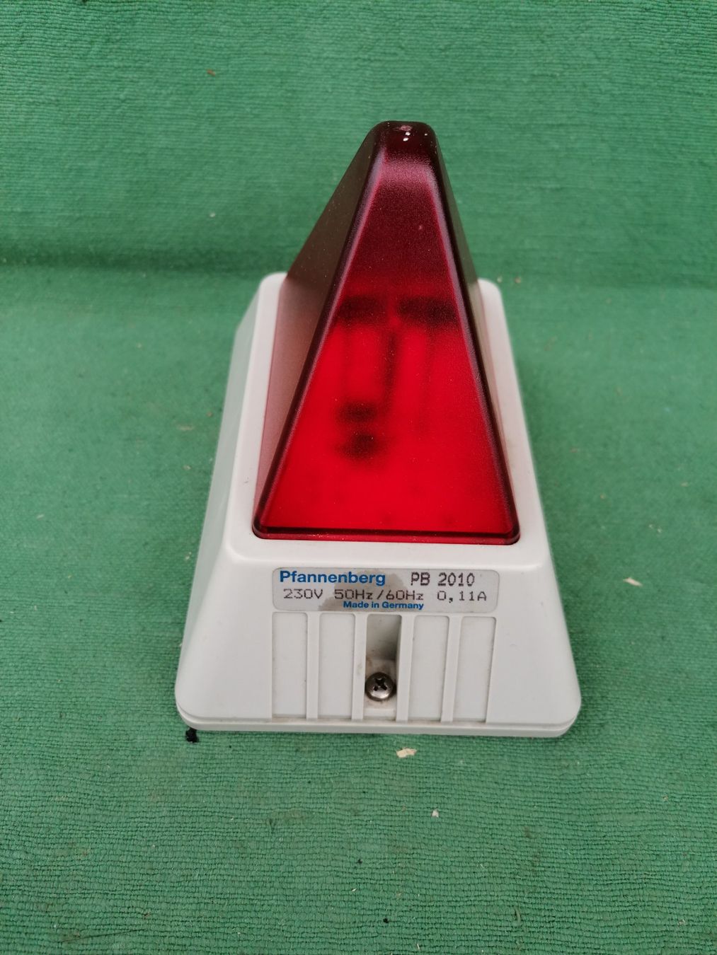 Lampen: Pfannenberg PB 2010 Warnleuchte Rot - Top Zustand! – Gebraucht aus Rovio von maxmac