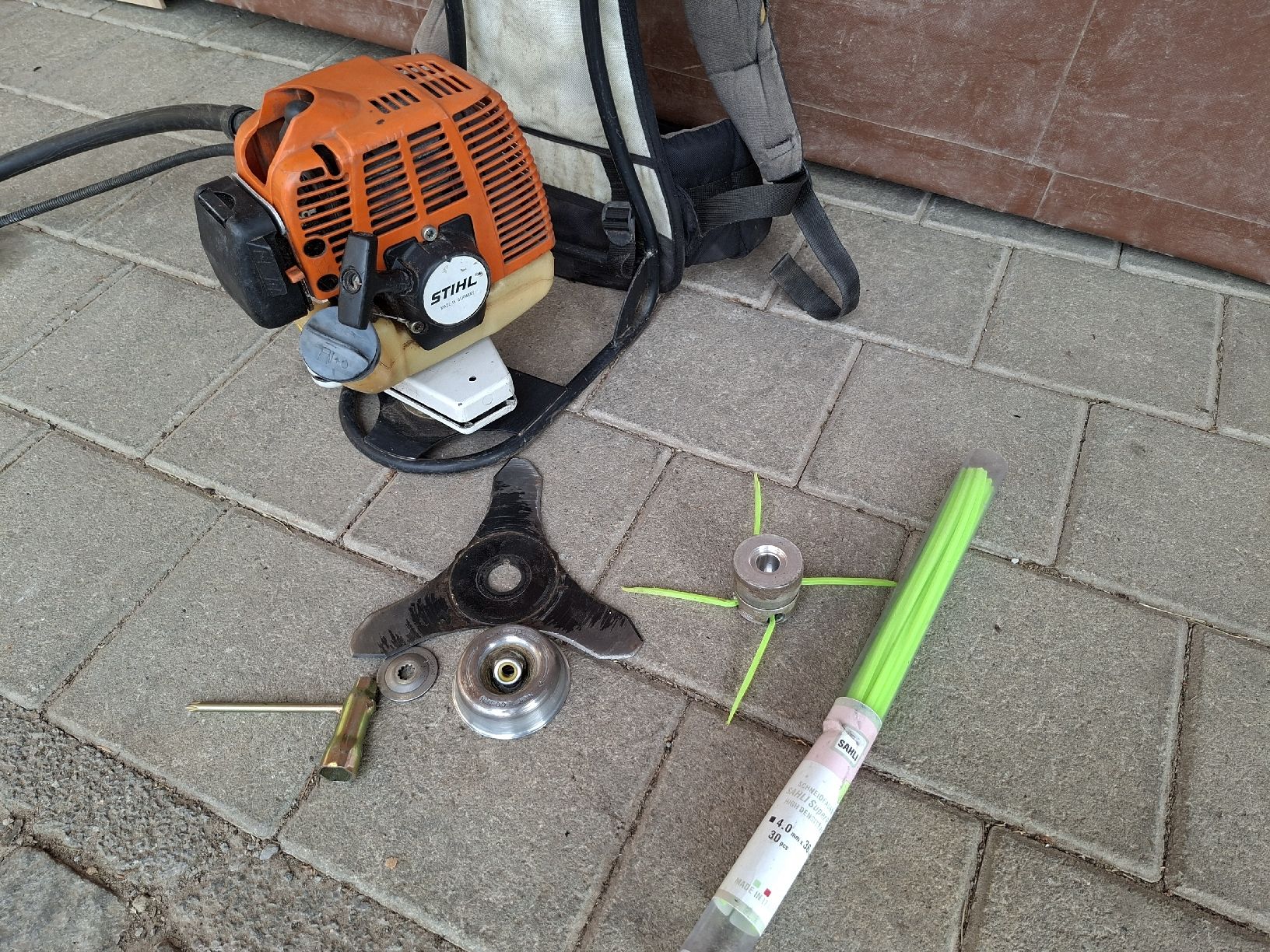 Stihl Tutti gli attrezzi: STIHL FR 85 Freischneider Motorsense  – Usato da Niederuzwil venduto da Dakitiki 5