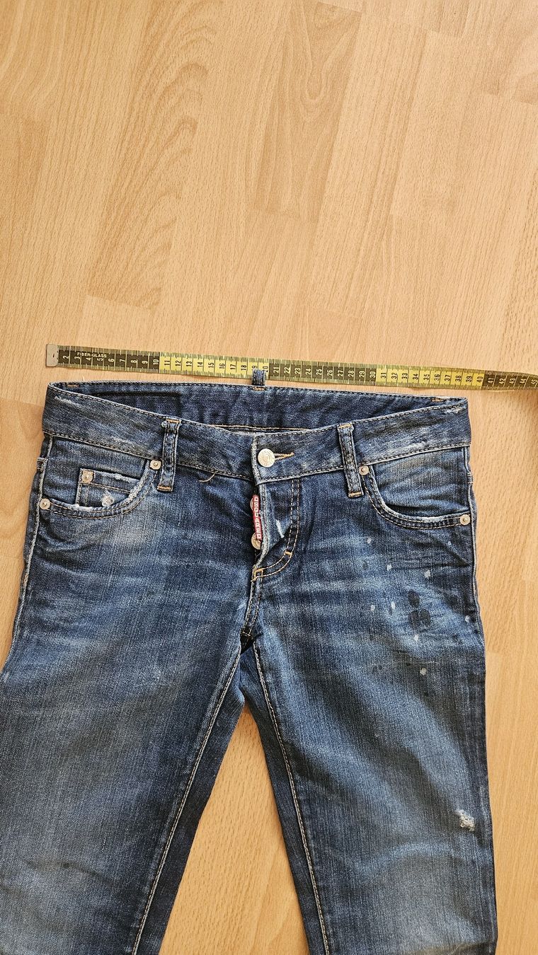 Dsquared2 Jeans: DISQUARED2 Jeans 40 (IT)  – Usato da Rheinfelden venduto da DHS 2