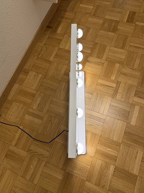 Spiegel: Miroir de maquillage à Led – Gebraucht aus Les Avanchets von VV_75 1