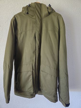 Neue Rukka Winterjacke Grösse L. Neupreis 299 SFr.