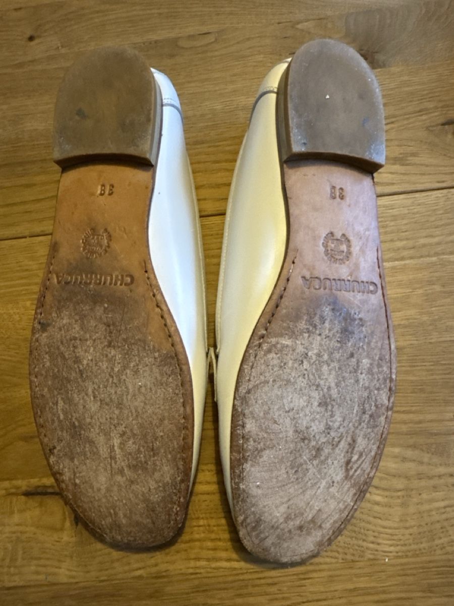 Scarpe da donna: Mocassins blancs crème – Usato da Colombier NE venduto da Gwendo 2