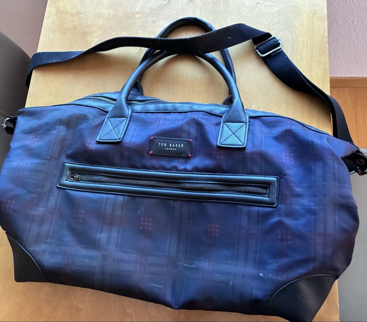 Ted Baker Borse: Ted Baker London Weekender/ Umhängetasche – Usato da Baden venduto da Goldbaum 5