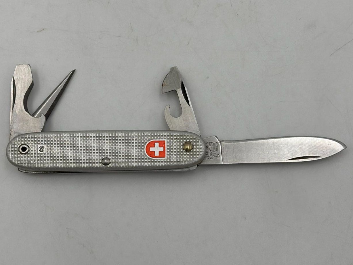 Wenger Coltelli tascabile: WENGER Delémonet Offiziersmesser Sackmesser 1981 – Usato da Luzern venduto da Lager6640