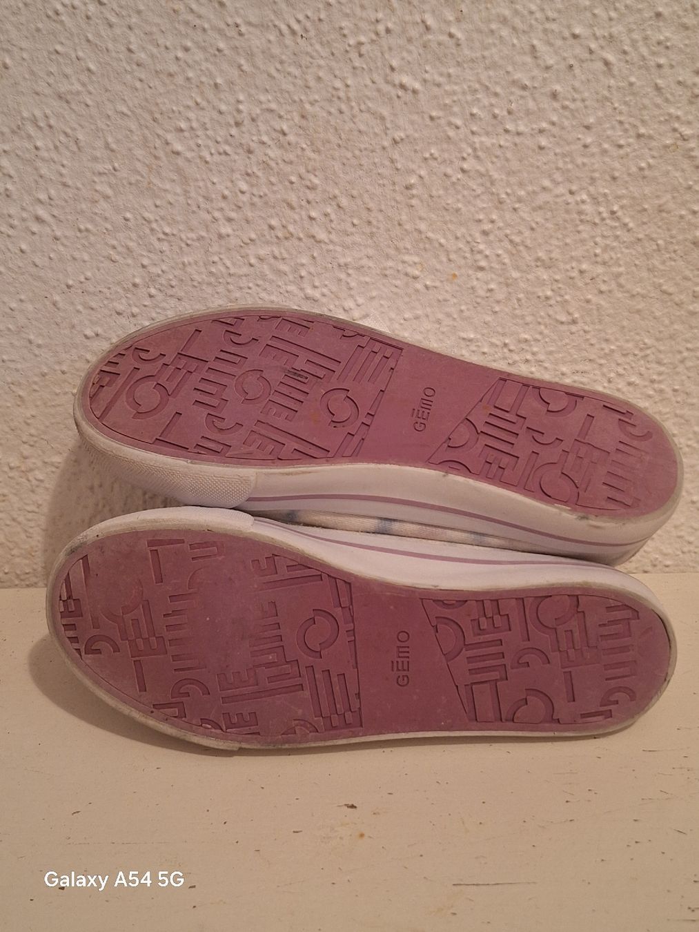 Scarpe per ragazze: Sneaker Gr. 35, für Mädchen – Usato da Richterswil venduto da C011 2