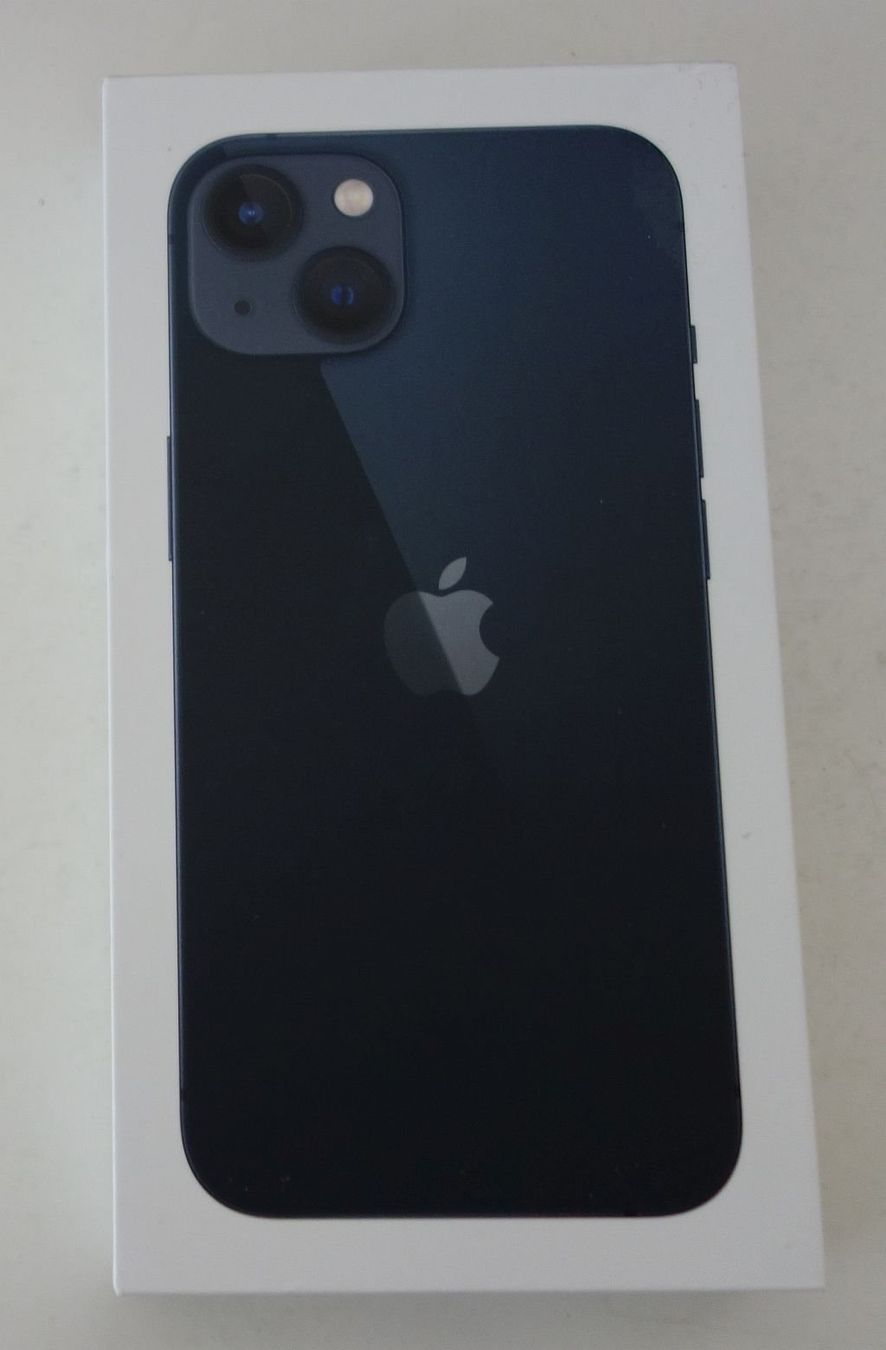 Apple Telefoni cellulari / Smartphones: Apple iPhone 13   (128 GB - Midnight) – Usato da Dietlikon venduto da Web-Trader 3