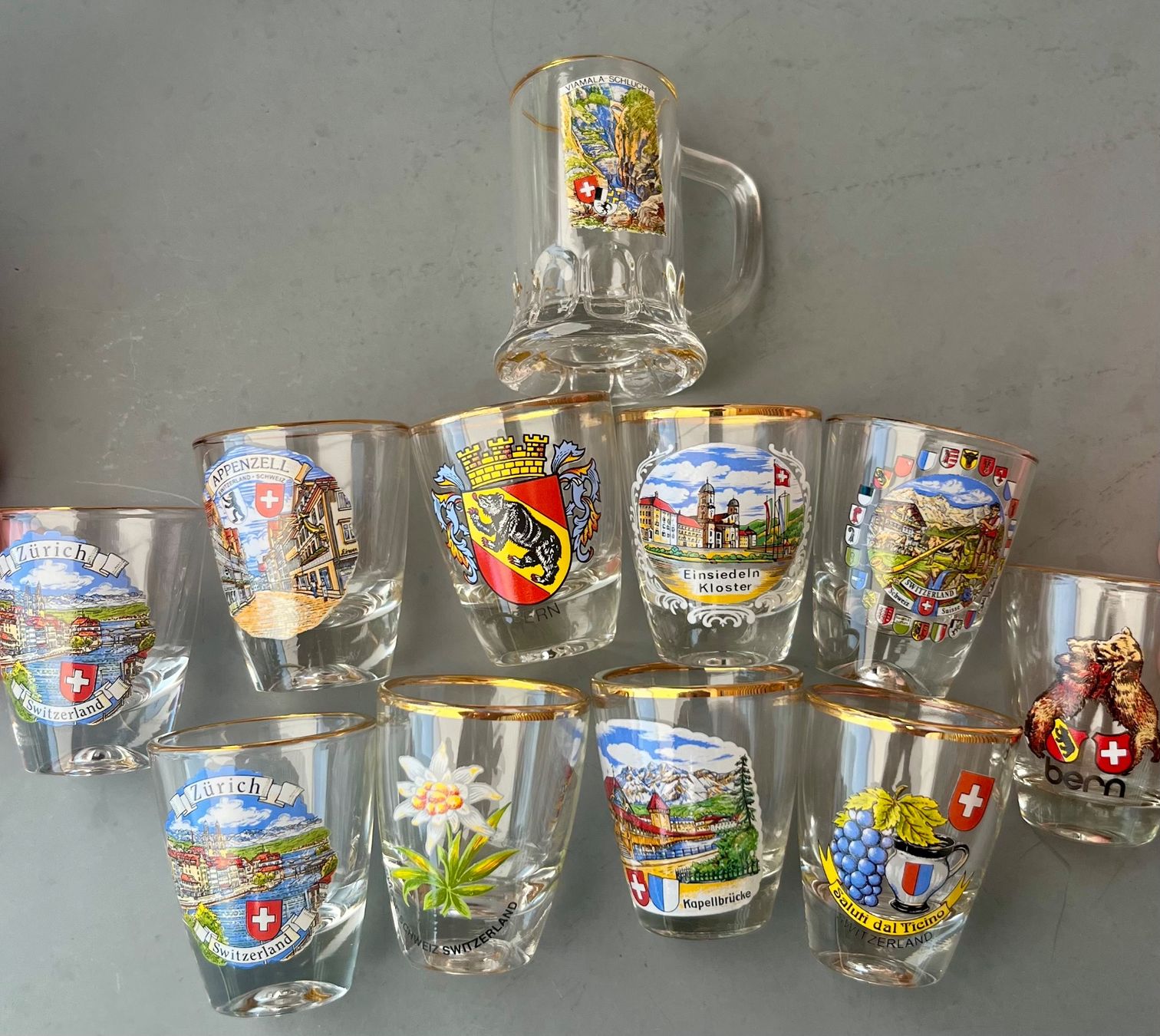 Gläser: Souvenir Gläser Set 21Stk. Goldrand – Neu (gemäss Beschreibung) aus Muotathal von sch_h6cz 2