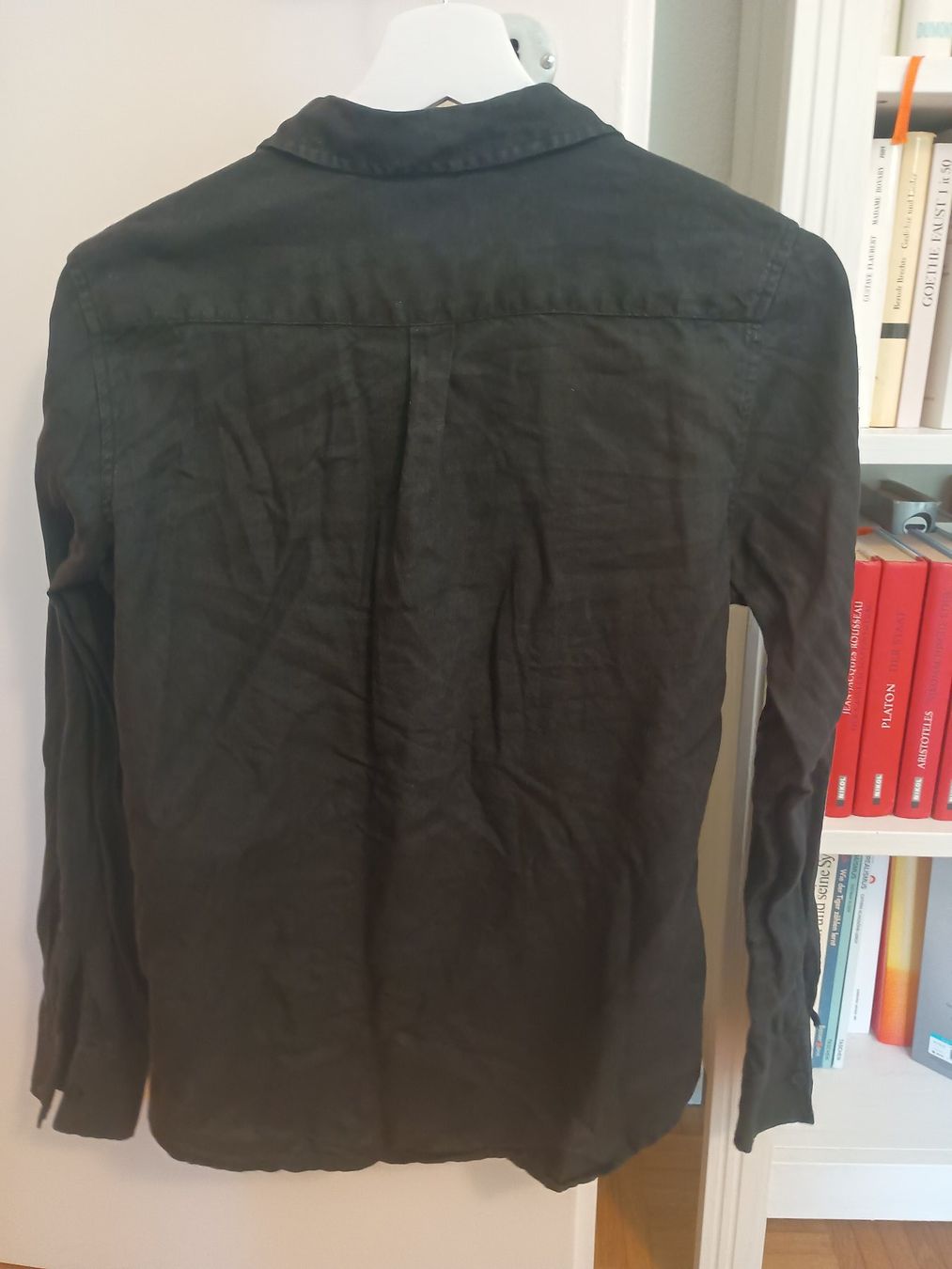 Camicette: Schwarze Leinenbluse von KnowledgeCotton Apparel – Usato da Zürich venduto da Melianea 5