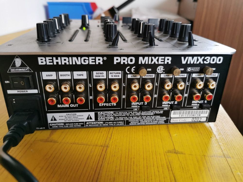 Behringer VMX300 PROMixer Kaufen auf Ricardo