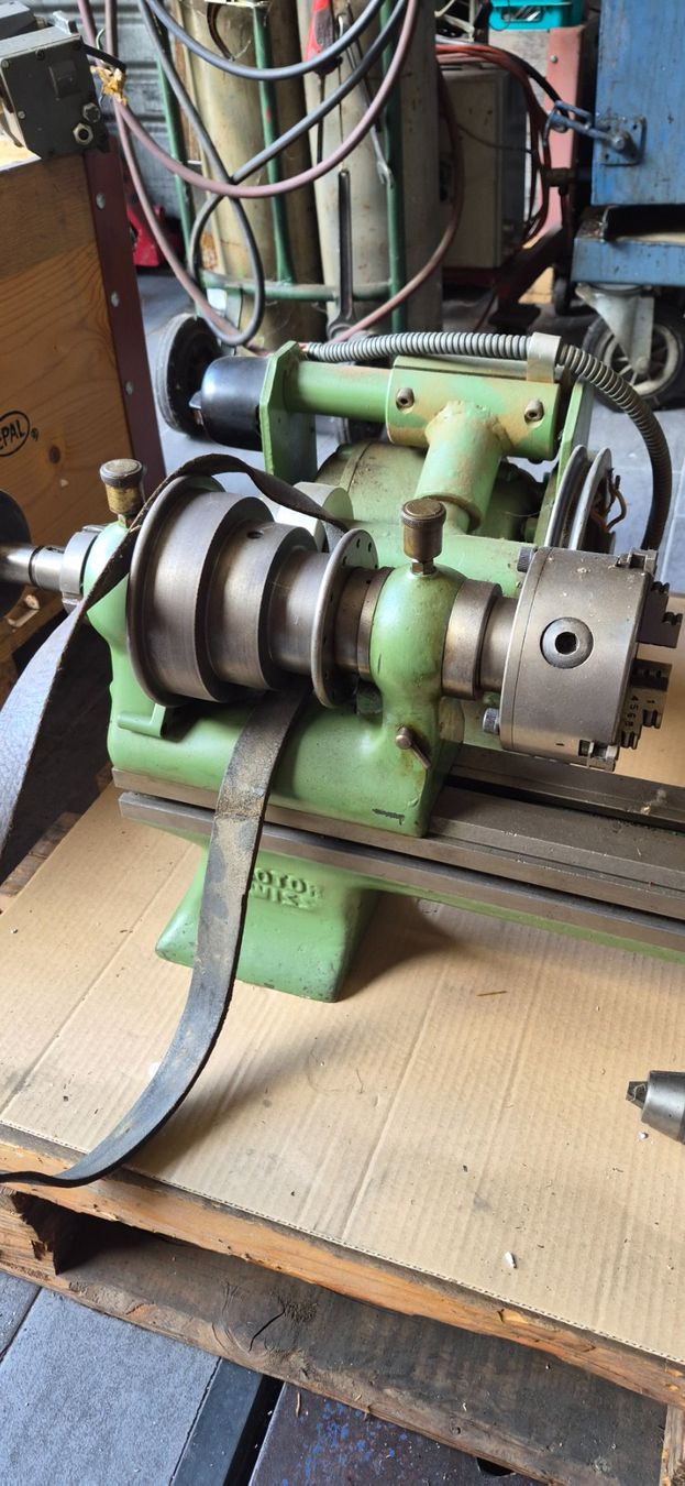 Toutes les machines: tour 102 – D'occasion à Champagne par Lamar0 1