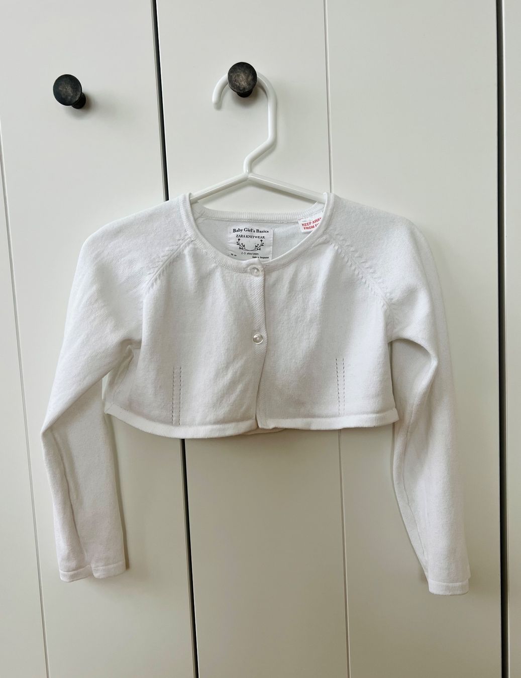 Zara Maglioni & Felpe: Zara, 98, Weiss, kurz, Pullover /Bolero – Usato da Burgdorf venduto da rulan