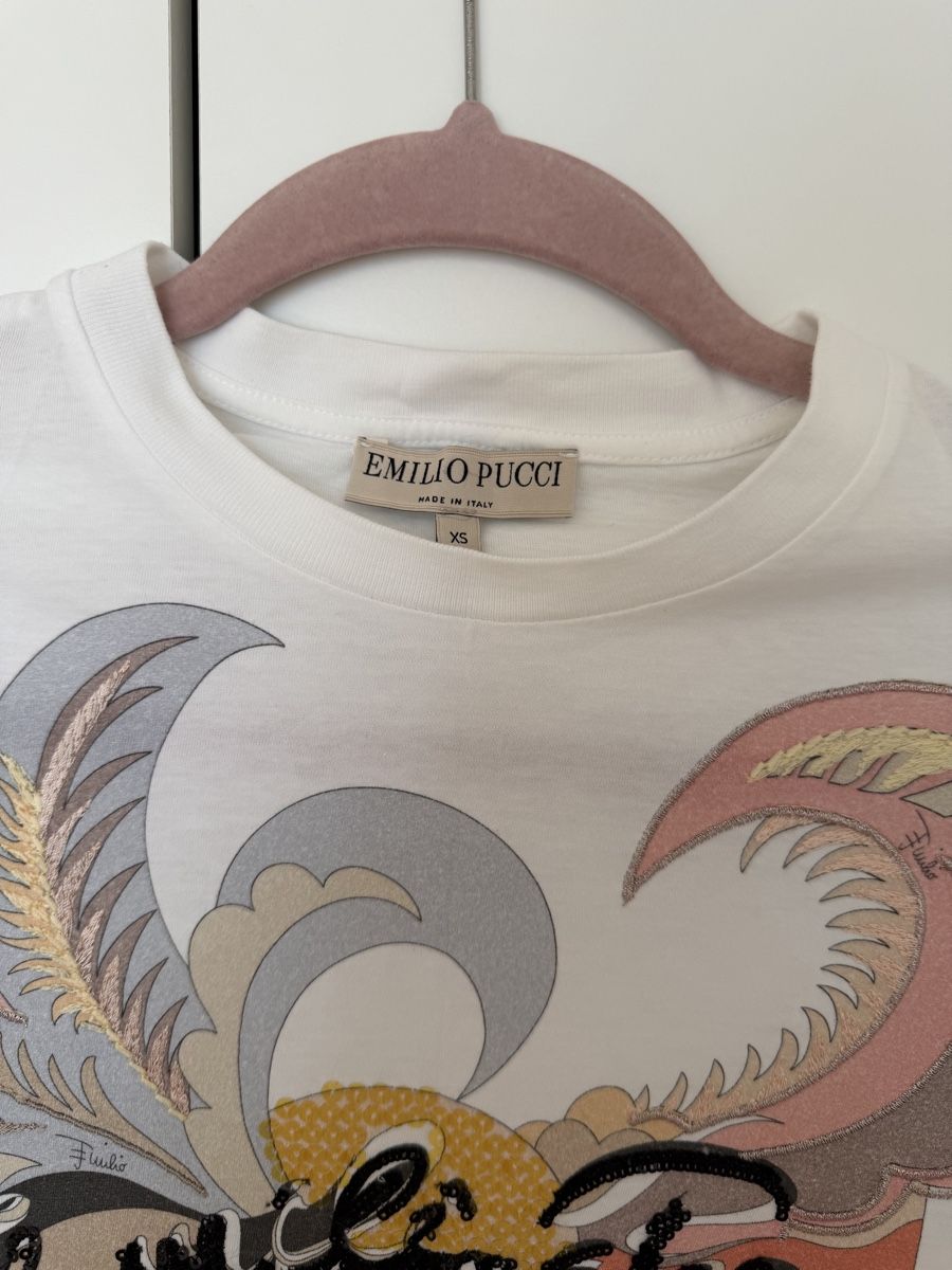 Emilio Pucci T-shirt: Emilio Pucci T-Shirt – Nuovo (secondo la descrizione) da Schaffhausen venduto da LisaU 1