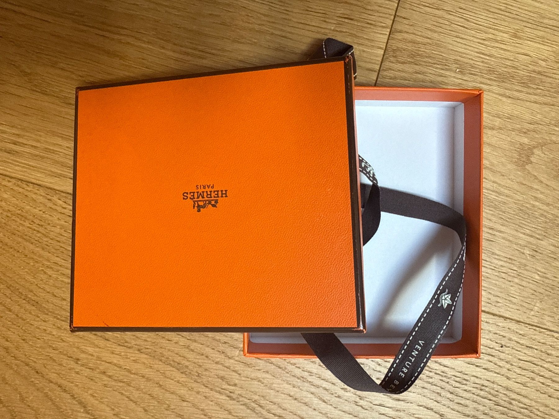 Hermès Portafogli: Hermes Calvi Wallet – Usato da Zürich venduto da bremetobias 6
