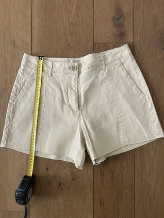 Shorts GUESS Beige Grösse M neuwertig
