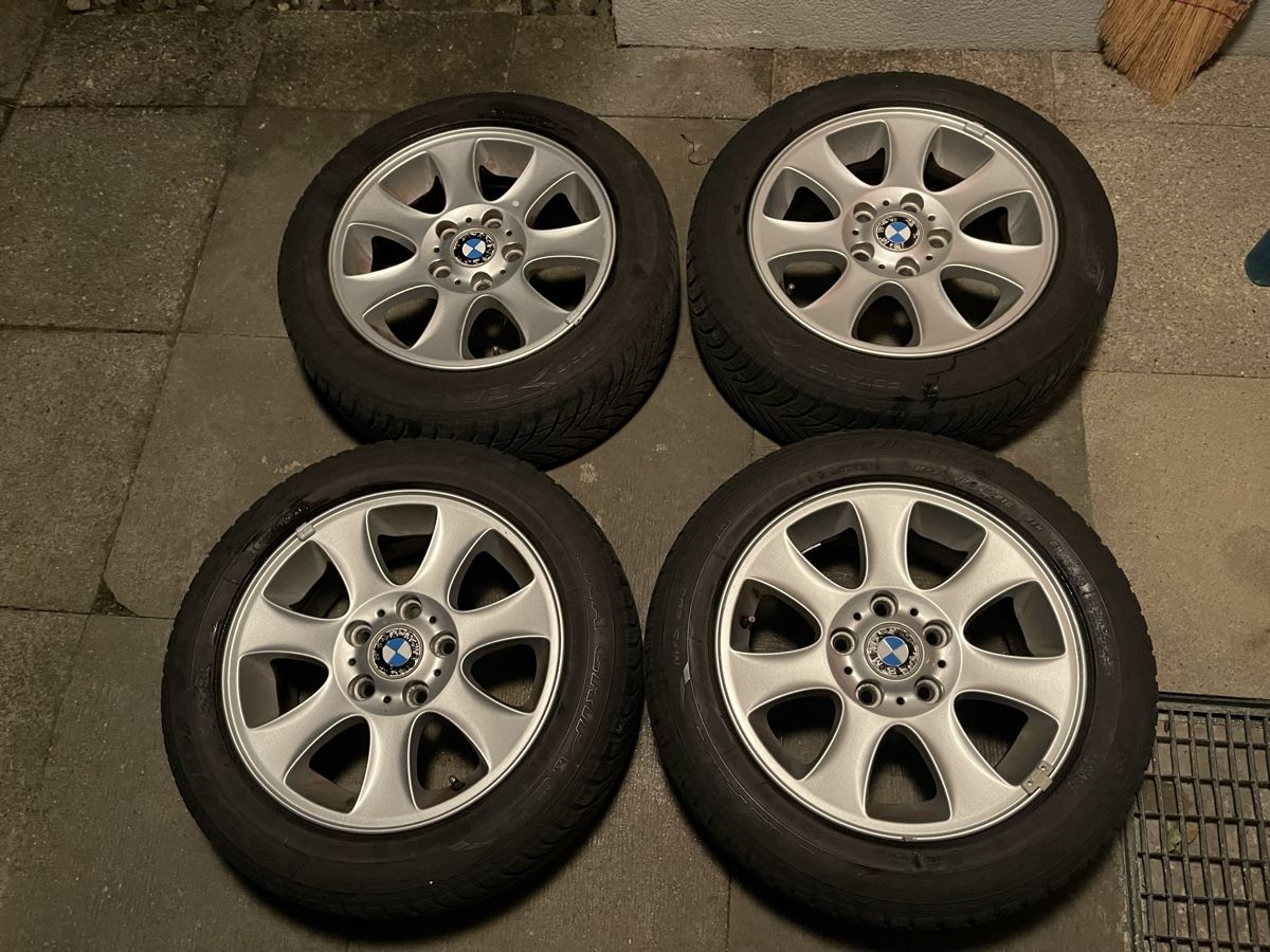 BMW Pneus & Kompletträder: BMW  Alufelgen 1er E81 E82 E87 E88 7jx16EH2 ET44 16 Zoll – Gebraucht aus Elsau von isidobrany09