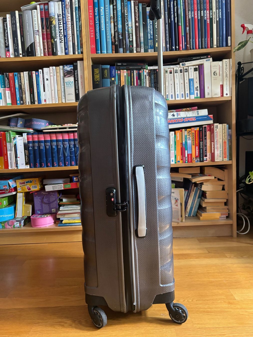 Samsonite Valigie: Samsonite Cosmolite Spinner 75cm, Schwarz, 4 Rollen – Usato da Köniz venduto da DrTii 3