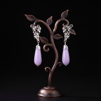 Handgefertigte Lavendelohringe – Elegante Tropfenohrhänger.