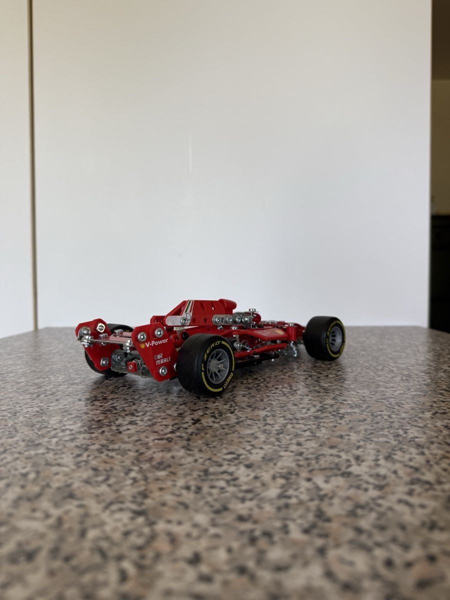 Kit di costruzioni: Technic Ferrari Formel 1 Auto gut erhalten – Usato da Wädenswil venduto da dom_pz5d 2