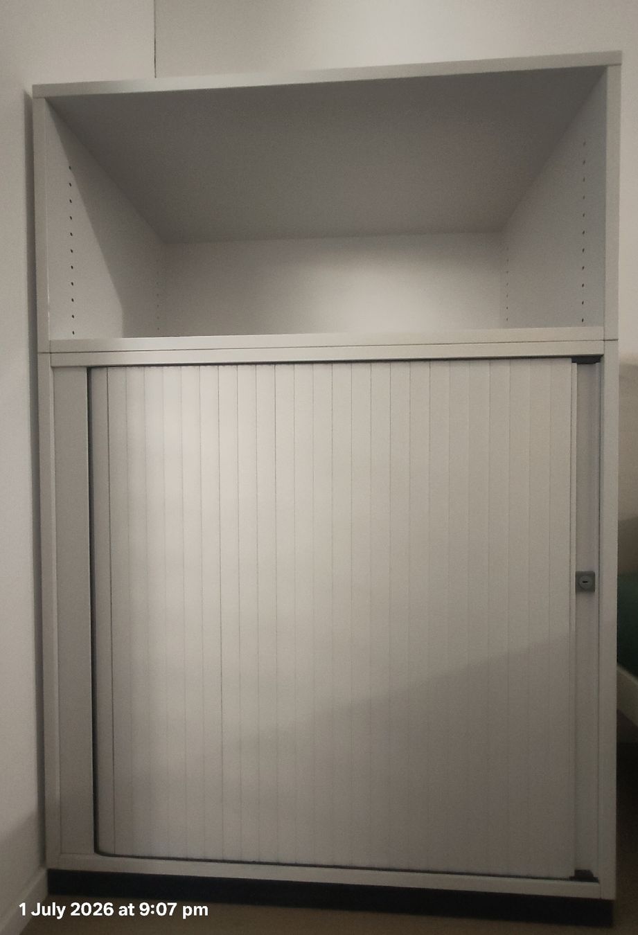 Regale: Multi purpose shelf  – Gebraucht aus Zürich von dha_t9vq 1