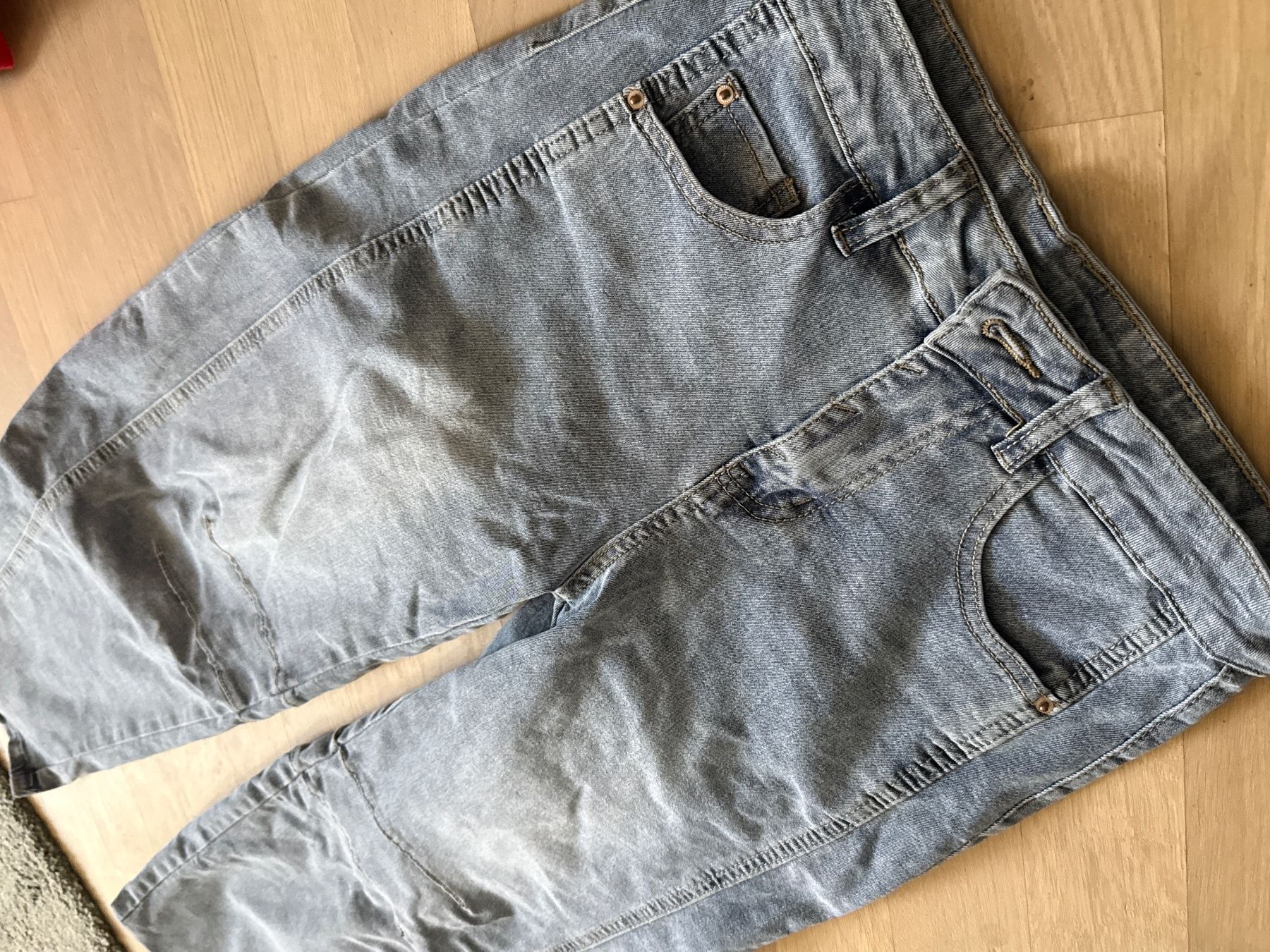 Pantaloni: moderne Damen Jeans  36 – Nuovo (secondo la descrizione) da Amriswil venduto da used2use 1