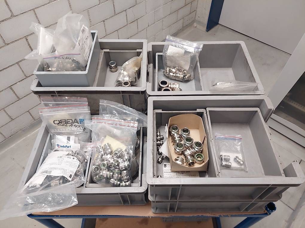 Câbles: Diverse Kabelverschraubungen – Neuf avec emballage d'origine à Brienz BE par mar_8vt7 1