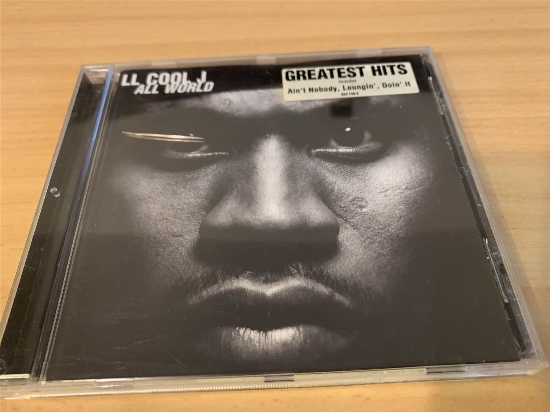 CD: LL Cool J – All World – Usato da Rikon im Tösstal venduto da Alpenmutz