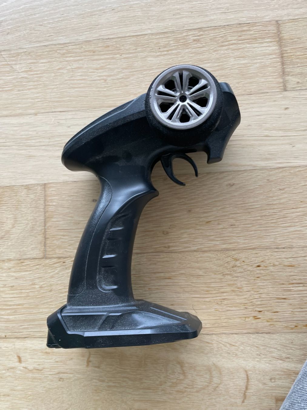 Absima Modellismo RC: Ferngesteuertes Auto von Absima – Usato da Meilen venduto da Findus6 1