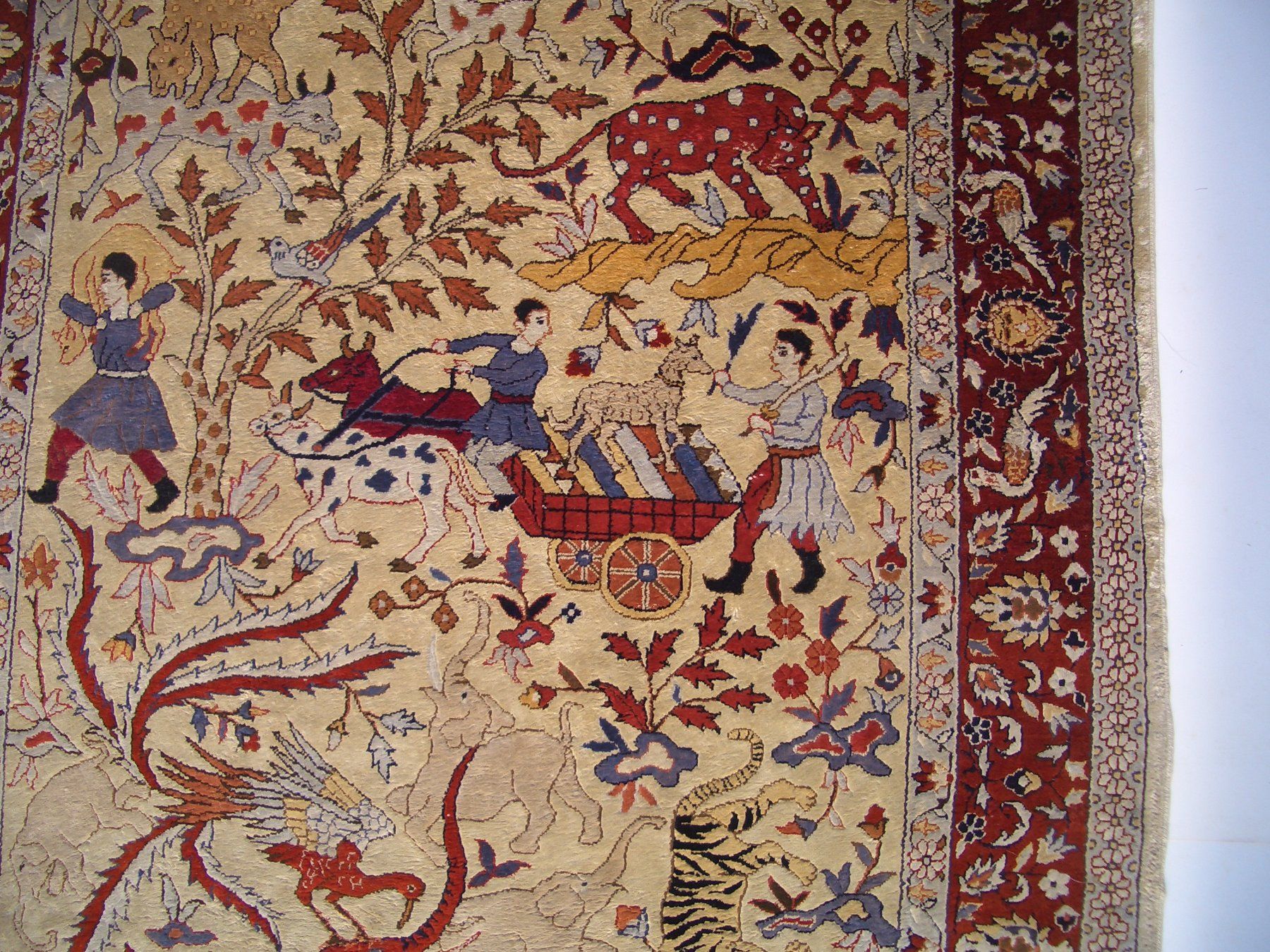 Tapis: Seidenteppich China reiches Sujet – D'occasion à Weggis par Captrednose