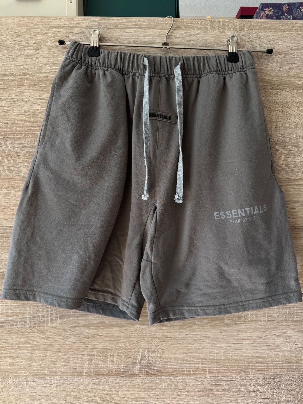 Pantaloni: Short gris homme – Nuovo (secondo la descrizione) da Montreux venduto da Izapeche811