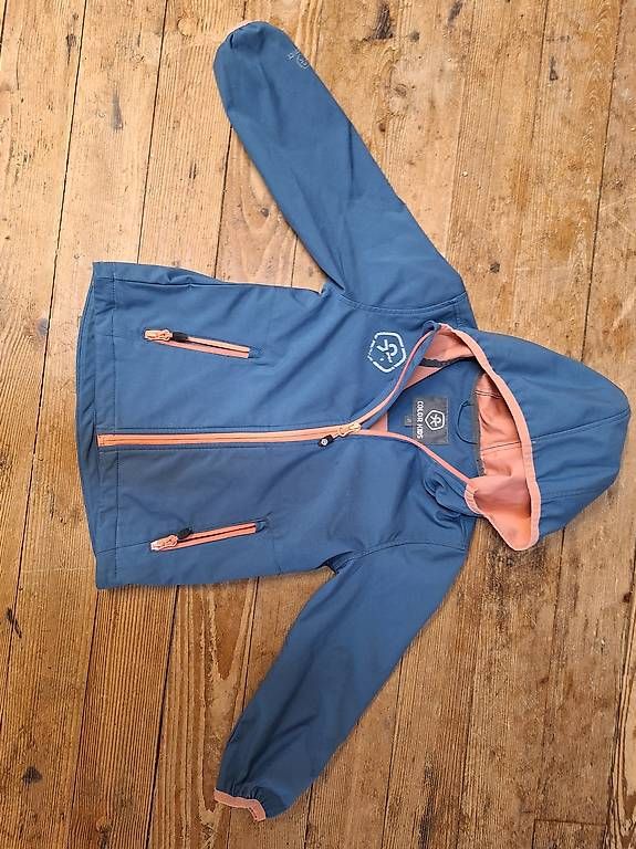Jacken & Mäntel: Softshell Jacke 110/116 – Gebraucht aus Bauma von SteffiMue