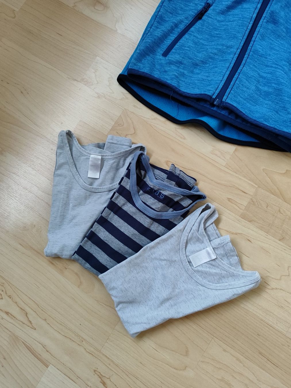 Vestes & Manteaux: 2 Fleecejäckchen, Midlayer Gr. 128 / 134 – D'occasion à Seon par Mandes1 4