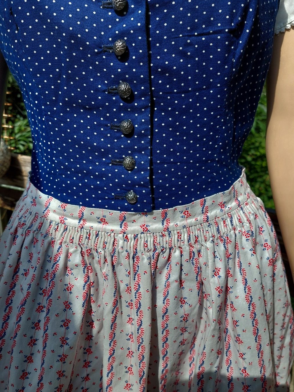 Gonne: TRACHT  St.Galler ? Turgauer ? Zürcher ? ... oder ?? – Usato da Schwarzenbach SG venduto da Rigus 5