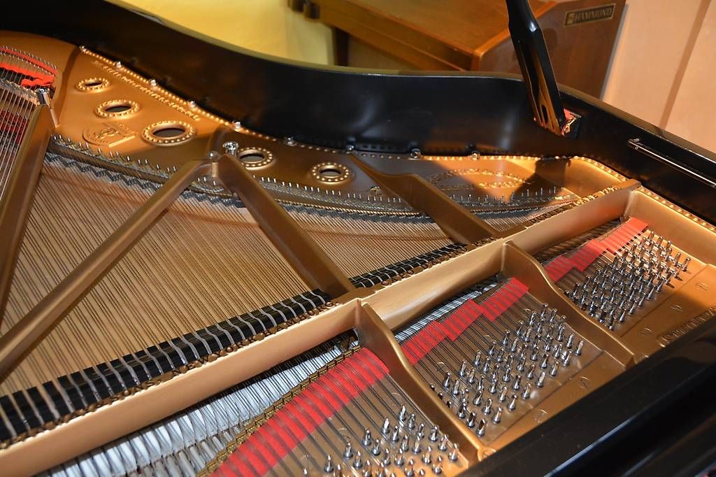 Strumenti musicali: Steinway B211 – Usato da La Tour de Peilz venduto da olti02 1