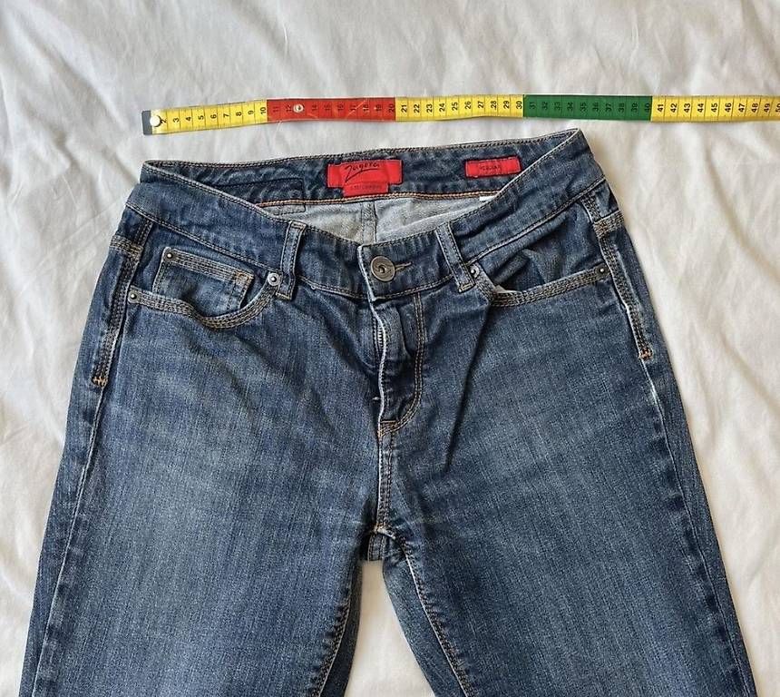 Jeans: blaue vintage jeans – Usato da Sempach venduto da Soleil347 2