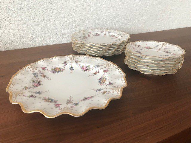 Royal Doulton Set di piatti: Antikes Prozellan Royal Crown Derby "Antoinette" – Nuovo (secondo la descrizione) da Ossingen venduto da Orelius 7