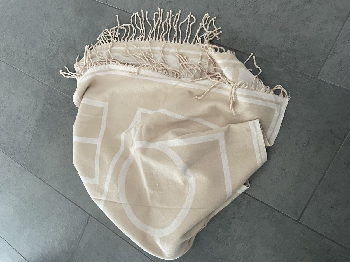 Hallhuber Foulard & Sciarpe: HALLHUBER SCHAL – Nuovo (secondo la descrizione) da Neuenhof venduto da schwogiii 1
