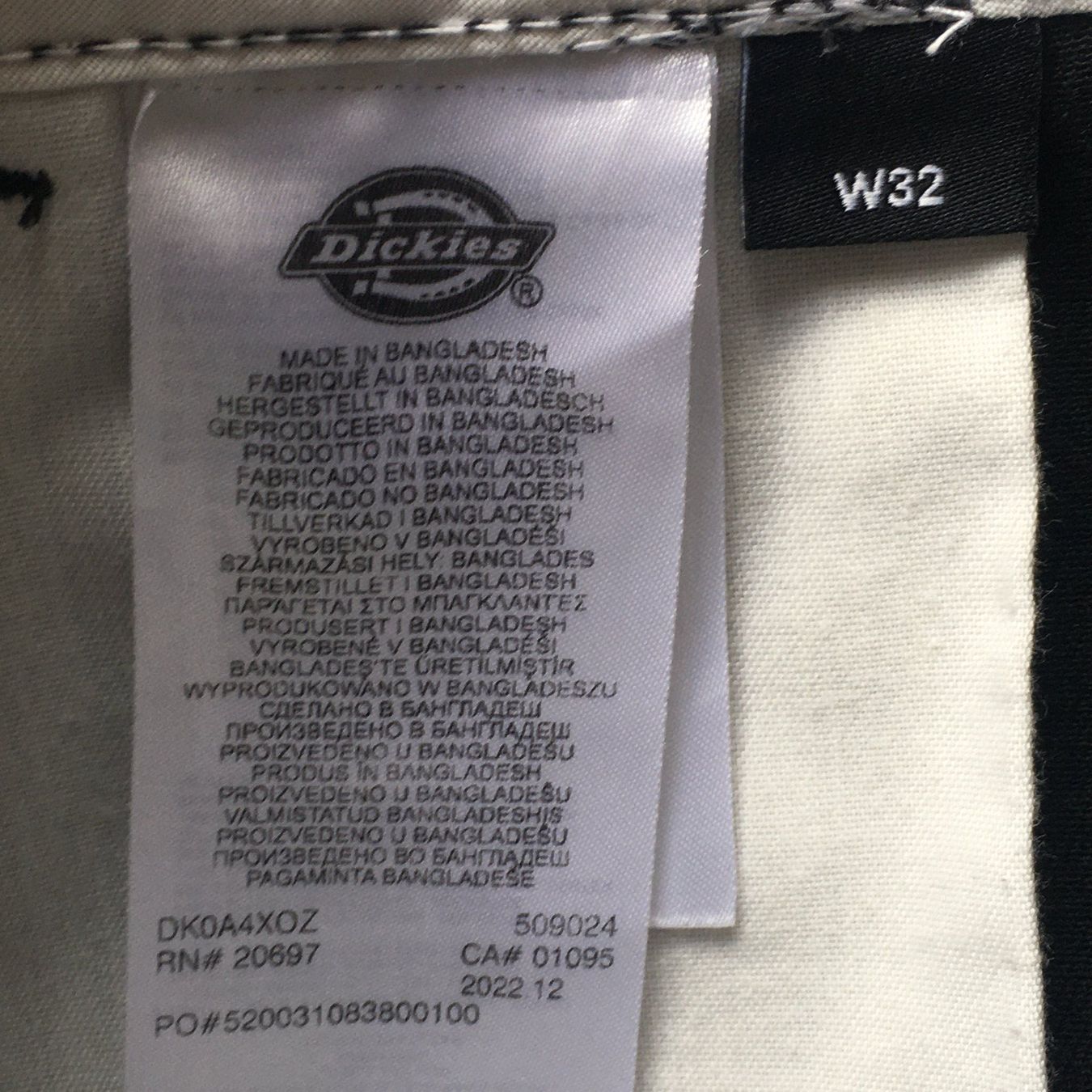 Dickies Pantaloni: Short Dickies 13" Multi Pocket Work Black Men W32 – Usato da Genève venduto da ang_7j7j 4