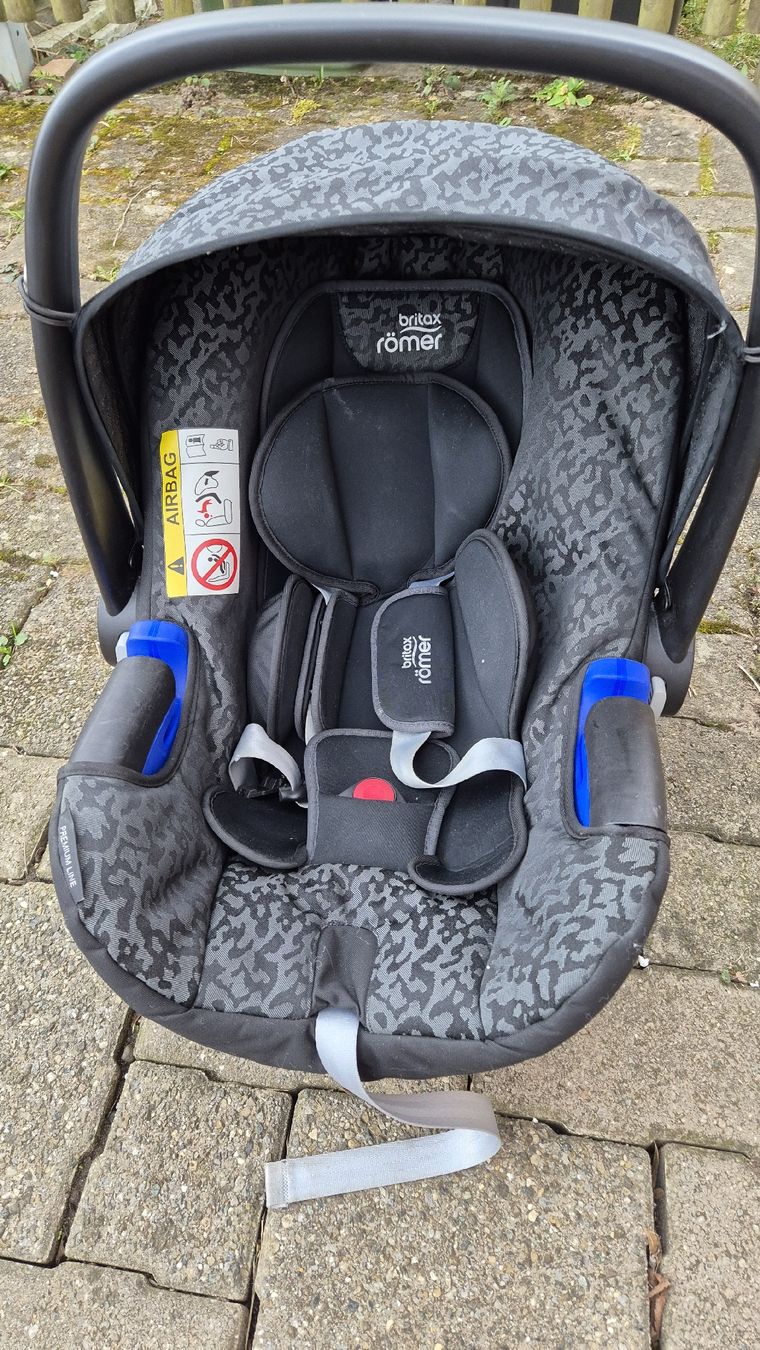 Britax Römer Kinderwagen: Britax Go Next 3-Teiliges Kinderwagen – Gebraucht aus Dübendorf von koc_hg8d 4