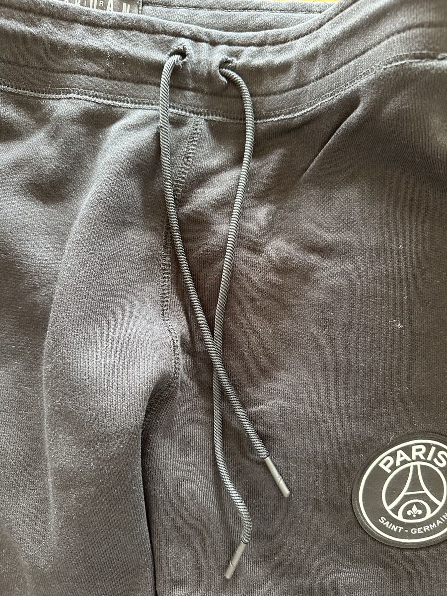 Jordan Pantaloni: Jordan Paris Saint-Germain Trainingshose – Usato da Birmenstorf AG venduto da FloS4 5