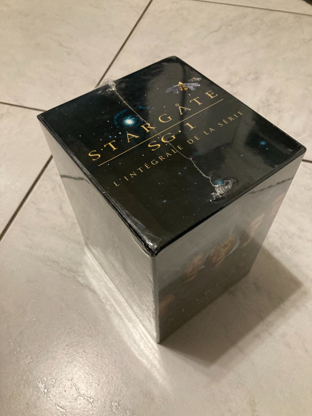 Tous les DVDs: Coffret DVD Stargate SG-1-L'intégrale – Neuf avec emballage d'origine à Bassecourt par CALUMET-X