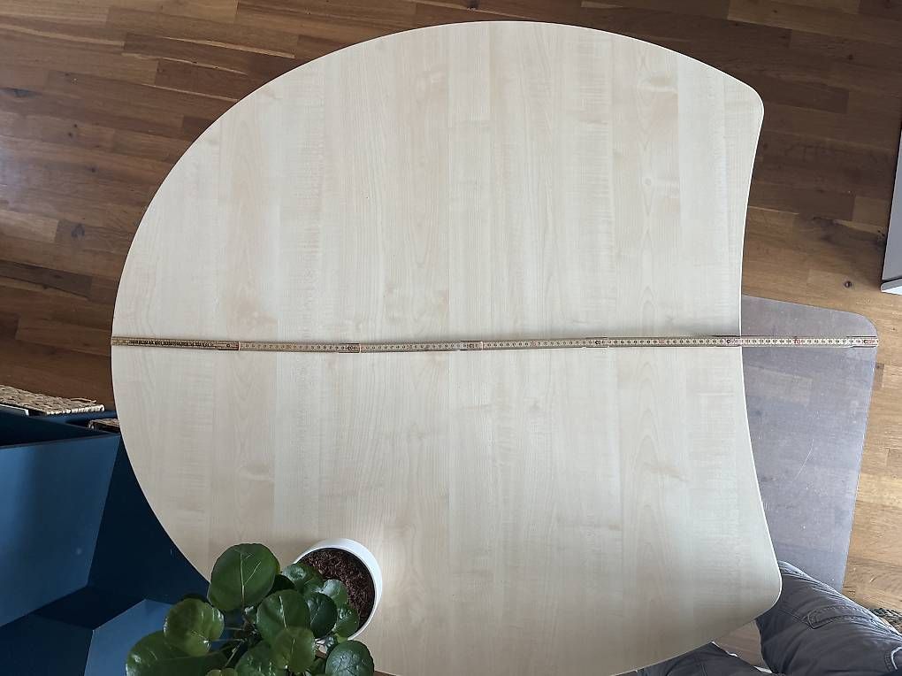 Schreibtische: Bürotisch rund - höhenverstellbar  – Gebraucht aus Bellikon von Ndorfer 4
