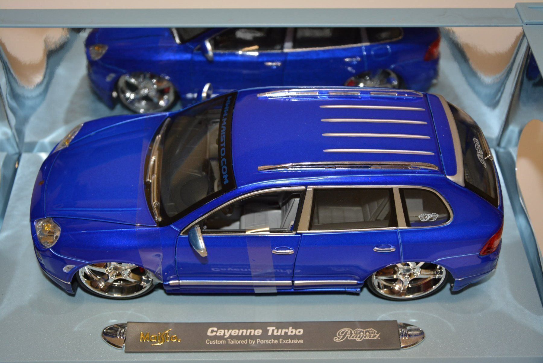 Porsche Modellautos: Porsche Cayenne Turbo  2002 , 1:18 – Neu und originalverpackt aus Goldach von Feivel9 4