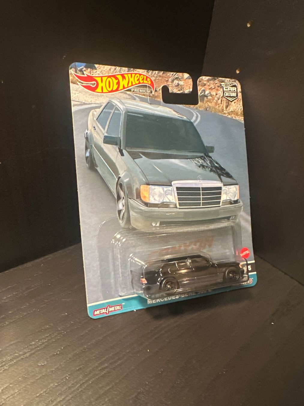Hot Wheels Modellautos: HOT WHEELS Premium Mercedes 500e Chase – Neu (gemäss Beschreibung) aus Brunnen von diecastflave 1