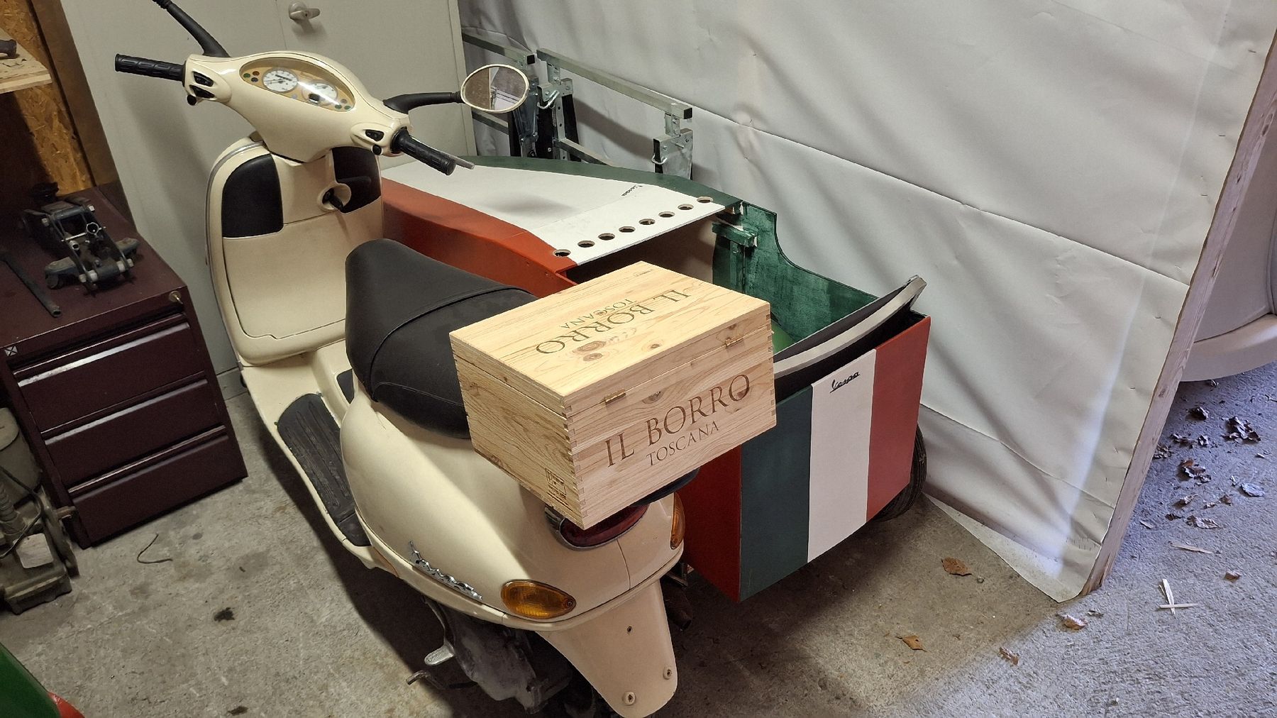 Vespa Scooters: Vespa mit Seitenwagen – Gebraucht aus Neuheim von Sirofeu14 1