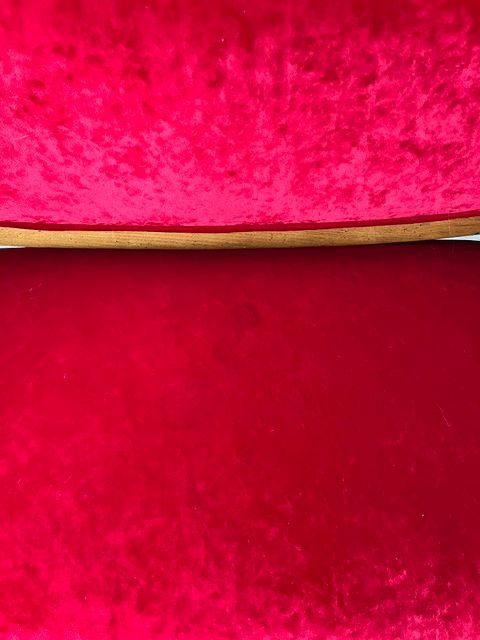 Sofas: Klassisches feuriges Sofa mit Startpreis CHF 1.00 – Gebraucht aus Wädenswil von Vollwertig 7