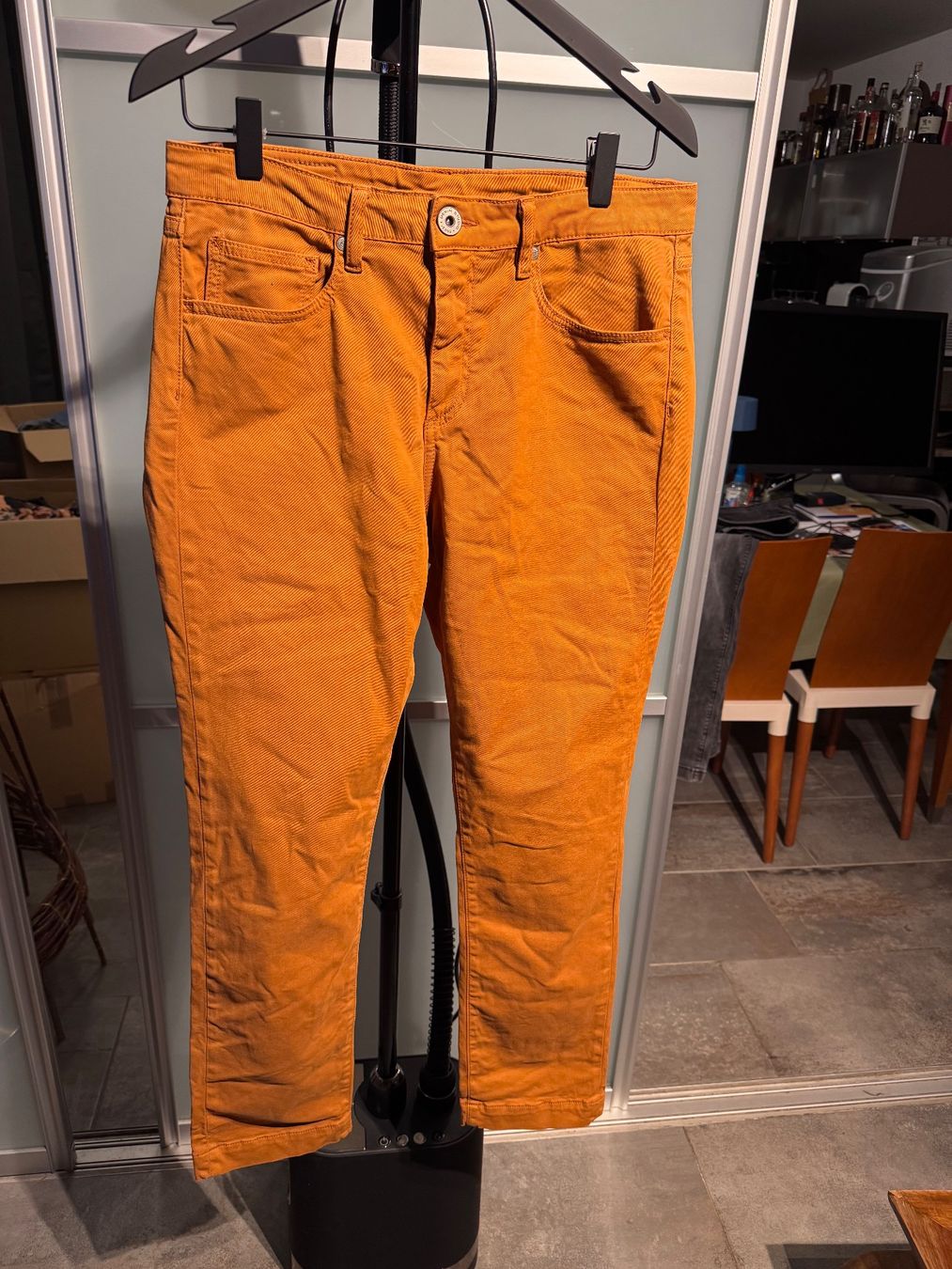 Pantaloni: DenimStudio pantalon slim – Usato da Vuisternens-Romont venduto da gol_xp6p 1