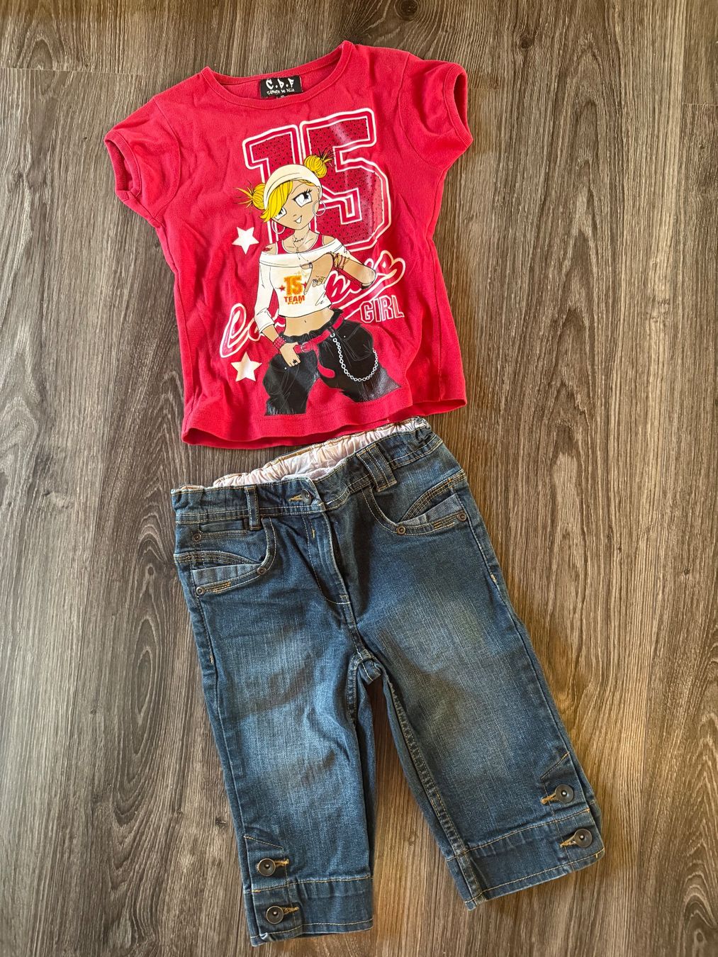 Lotti & Set di vestiti: Ensemble 122 – Usato da Chermignon-Bas venduto da mioumiou35